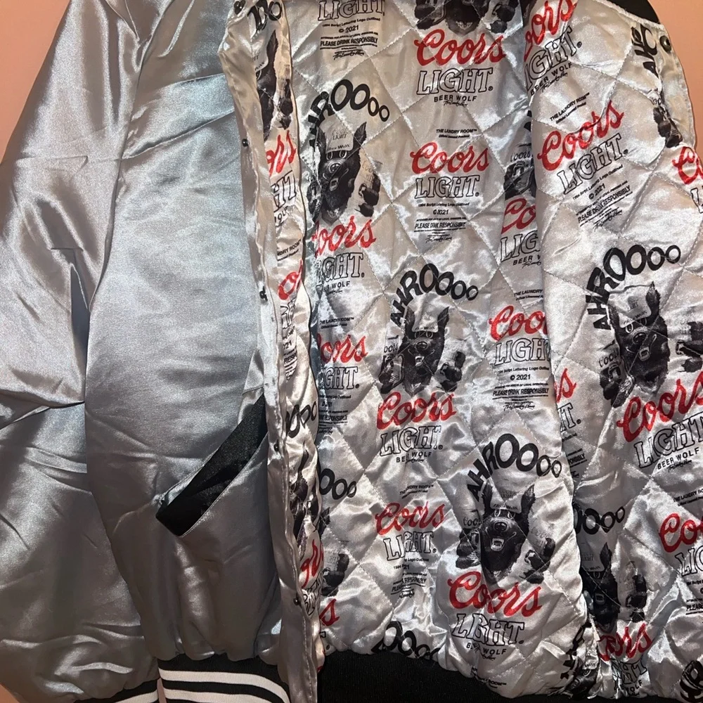 The Laundry Room x Coors Light Retro Silver Satin Bomber Jacket. Unisex. Large. - Picture 4 of 7